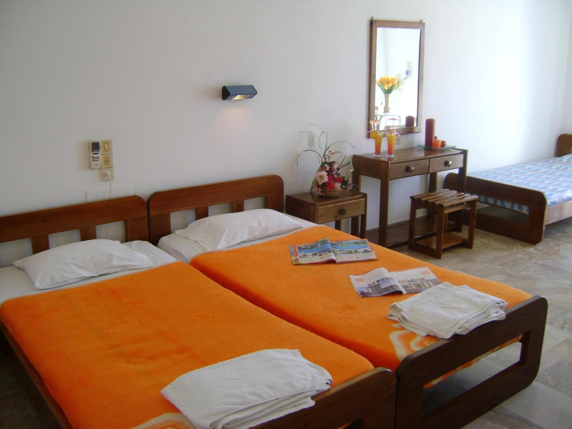 Poseidon Hotel Amoudara  Экстерьер фото