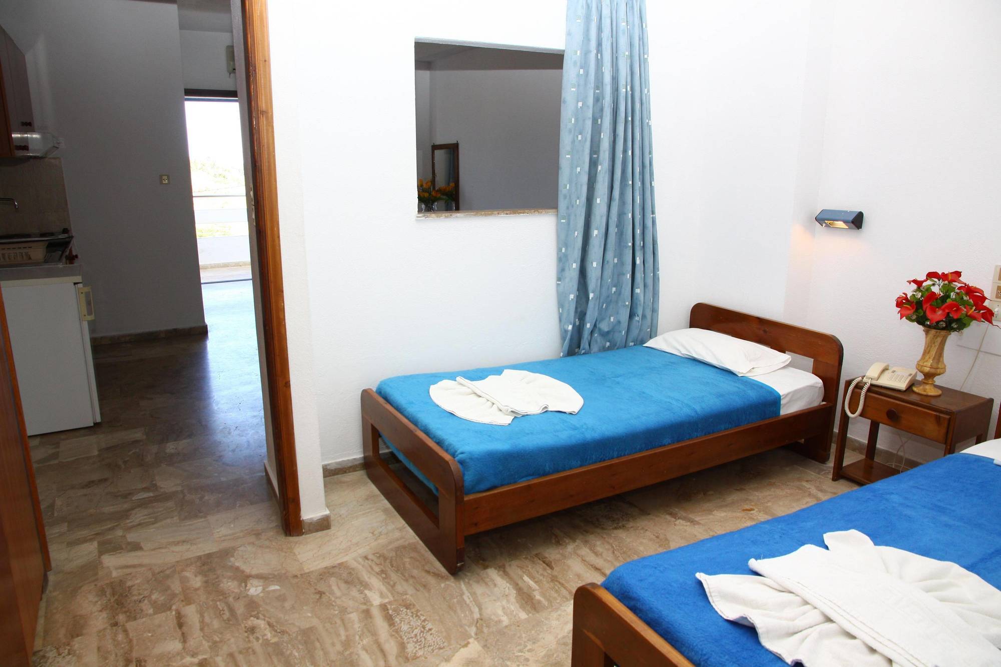 Poseidon Hotel Amoudara  Экстерьер фото